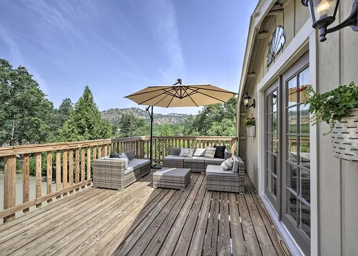 Family Home Near Kings And Sequoia National Parks!