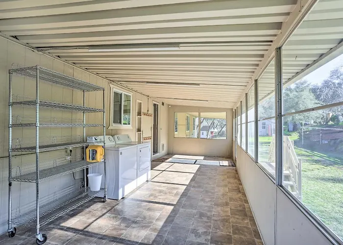 Family Home Near Kings And Sequoia National Parks!